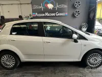 Usata Fiat Punto Evo 78 CV (57 kW) 2011 Bianco Utilitaria