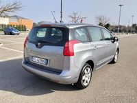 Usata Peugeot 5008 Allure 120 CV (88 kW) 2016 Grigio Station wagon