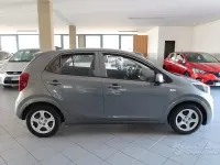 Usata Kia Picanto Urban 67 CV (49 kW) 2022 Grigio Utilitaria