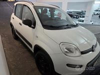 Usata Fiat Panda 4x4 S 95 CV (69 kW) 2017 Bianco Utilitaria
