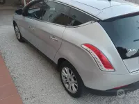 Usata Lancia Delta 120 CV (88 kW) 2009 Grigio Utilitaria