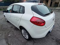 Usata Fiat Grande Punto 77 CV (56 kW) 2010 Bianco Utilitaria