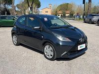 Usata Toyota Aygo Business Edition 69 CV (50 kW) 2018 Grigio shark Utilitaria