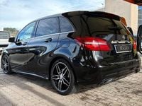 Usata Mercedes B180 Premium 109 CV (80 kW) 2018 Nero Monovolume