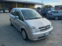 Usata Opel Meriva Cosmo 101 CV (74 kW) 2005 Grigio Monovolume