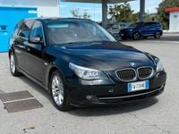 Begagnad BMW 525 197 HK (144 kW) 2009 Svart Kombi
