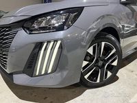 Usata Peugeot 208 Allure 101 CV (74 kW) 2025 Grigio Utilitaria