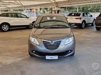 Usata Lancia Ypsilon 69 CV (50 kW) 2013 Grigio Utilitaria