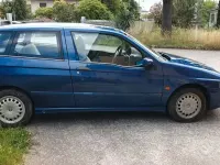 Usata Alfa Romeo 145 103 CV (75 kW) 2000 Blu Utilitaria