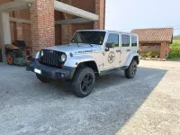 Usata Jeep Wrangler Sahara 200 CV (147 kW) 2010 Argento SUV