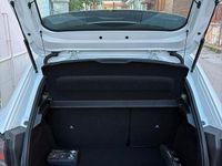 Usata Peugeot 208 Active 74 CV (54 kW) 2019 Bianco Utilitaria