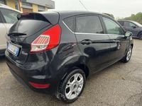 Usata Ford Fiesta Titanium 95 CV (69 kW) 2016 Blu/azzurro Berlina
