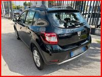Usata Dacia Sandero Stepway 90 CV (66 kW) 2014 Nero Berlina