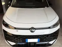 Usata VW T-Roc R-line 150 CV (110 kW) 2026 SUV