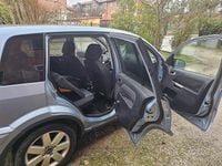Usata Ford Fusion 68 CV (50 kW) 2006 Blu Utilitaria