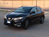 Gebraucht Nissan Qashqai N-Connecta 116 PS (85 kW) 2018 Schwarz SUV