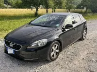 Usata Volvo V40 Momentum 150 CV (110 kW) 2015 Berlina