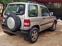Usata Mitsubishi Pajero 120 CV (88 kW) 2000 Grigio SUV