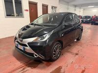 Usata Toyota Aygo X-Black 69 CV (50 kW) 2017 Nero Utilitaria
