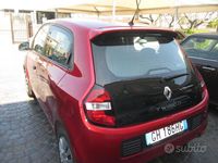 Usata Renault Twingo SE 70 CV (51 kW) 2015 Rosso Utilitaria