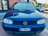 Usata VW Golf IV Comfortline 101 CV (74 kW) 2004 Bluazzurro Berlina