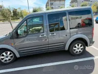 Usata Ford Tourneo 95 CV (69 kW) 2008 Monovolume