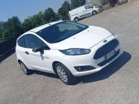 Usata Ford Fiesta 75 CV (55 kW) 2017 Bianco Utilitaria