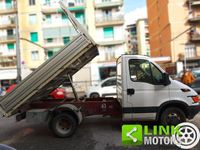 Usata Iveco Daily 90 CV (66 kW) 2002 Bianco Cabrio