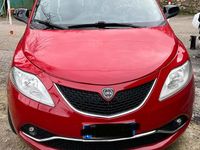 Usata Lancia Ypsilon 95 CV (69 kW) 2016 Rosso Utilitaria