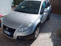 Usata Fiat Sedici Dynamic 107 CV (78 kW) 2005 Grigio SUV