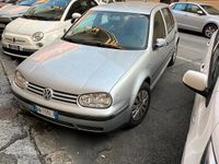 Usata VW Golf IV 100 CV (73 kW) 2000 Grigio Berlina