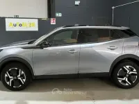 Usata Peugeot 2008 Allure 102 CV (75 kW) 2025 Argento SUV