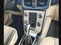 Usata Volvo V40 115 CV (84 kW) 2015 Blu Berlina