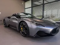 Usata Maserati MC20 630 CV (463 kW) 2024 Grigio mistero Cabrio