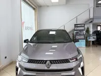 Nuova Renault Captur Techno 122 CV (89 kW) 2026 Grigio SUV
