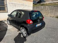 Usado Toyota Aygo 68 HP (50 kW) 2006 Preto Citadino