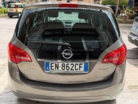 Usata Opel Meriva 95 CV (69 kW) 2012 Grigio Monovolume