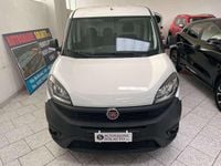 Usata Fiat Doblò Lounge 105 CV (77 kW) 2022 Bianco Monovolume