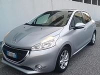 Usata Peugeot 208 82 CV (60 kW) 2012 Grigio Utilitaria