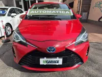 Usata Toyota Yaris Hybrid Active 73 CV (53 kW) 2018 Rosso Berlina