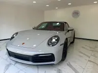 Usata Porsche 992 385 CV (283 kW) 2023 Grigio Cabrio