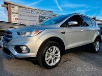 Usata Ford Kuga Titanium 120 CV (88 kW) 2017 Grigio SUV