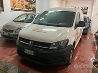 Usata VW Caddy Trendline 102 CV (75 kW) 2019 Bianco Monovolume