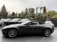 Usata Aston Martin V8 Vantage 385 CV (283 kW) 2007 Grigio Cabrio