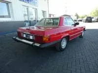 Usata Mercedes SL450 182 CV (133 kW) 1977 Rosso Cabrio