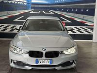 Usata BMW 318 143 CV (105 kW) 2014 Argento Station wagon