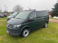 Usata VW T6 102 CV (75 kW) 2016 Verde Furgone
