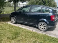 Usata Audi A2 75 CV (55 kW) 2003 Blu Utilitaria