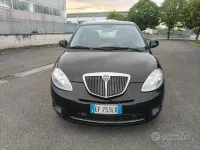 Usata Lancia Ypsilon 69 CV (50 kW) 2011 Nero Utilitaria
