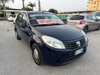 Usata Dacia Sandero 72 CV (52 kW) 2010 Blu Berlina